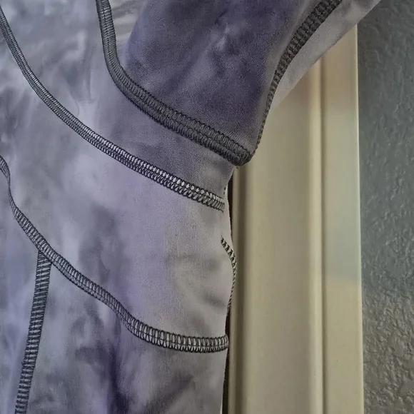 EUC Lululemon Hooded Define Jacket Nulu - Picture 4 of 7